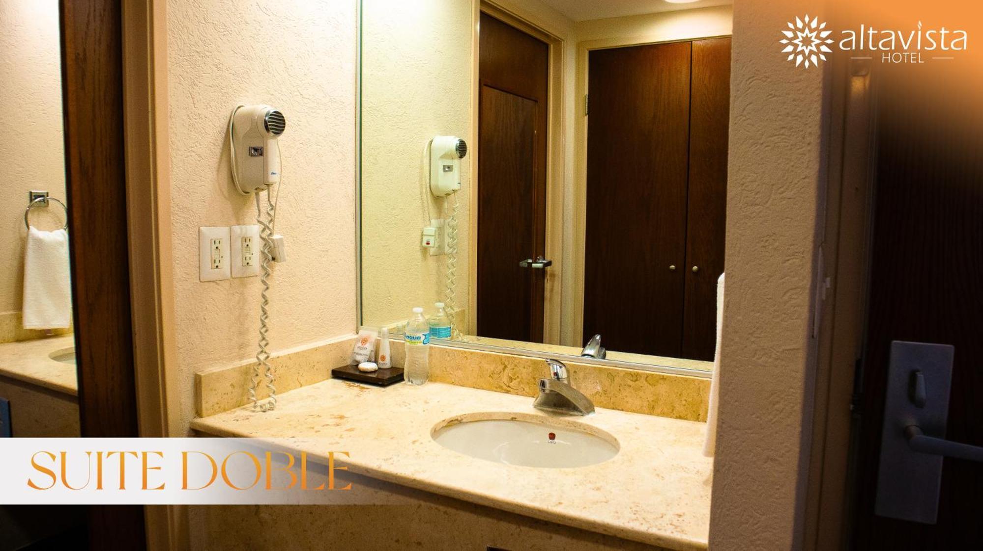 Altavista Hotel Reynosa Exterior photo