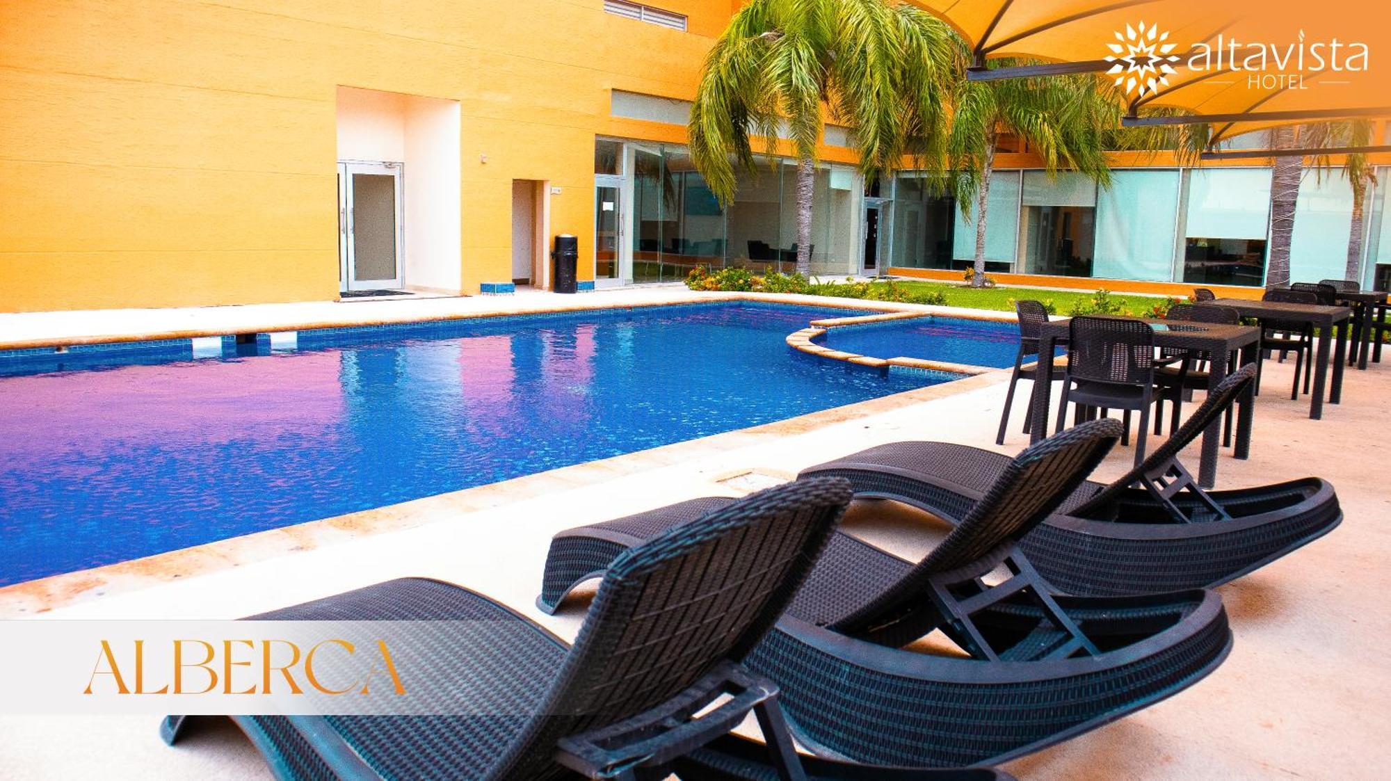 Altavista Hotel Reynosa Exterior photo
